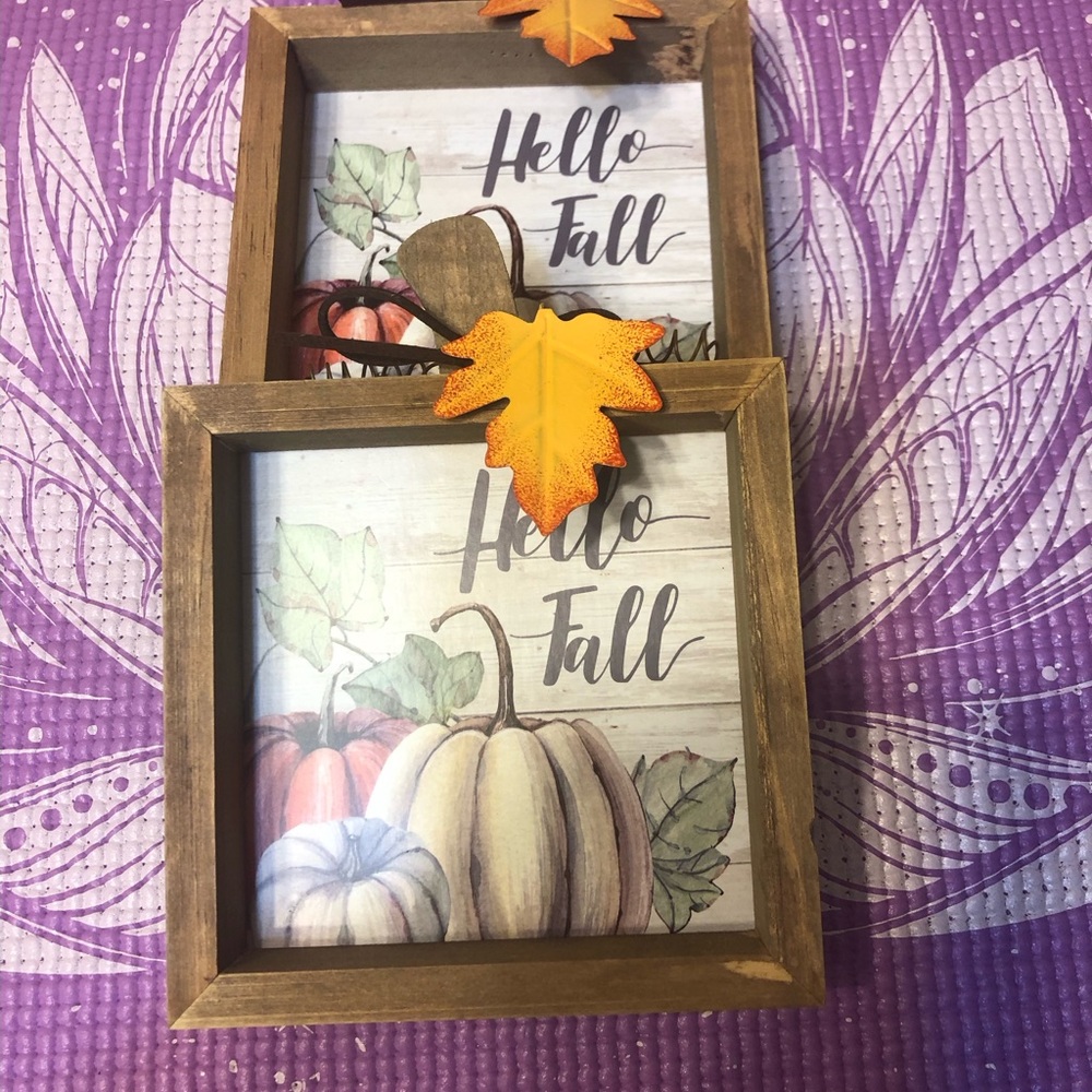 Fall decor with mug - Picture 3 of 5